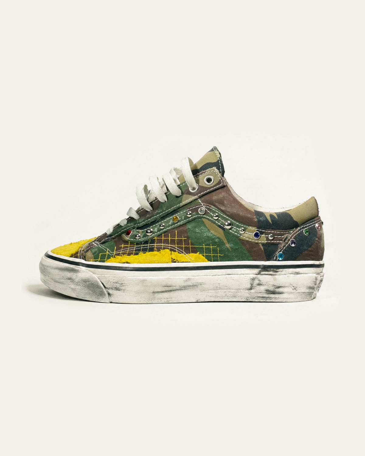 SHUTTLE “GRID DAMAGE” custom by BIGASSTEAM