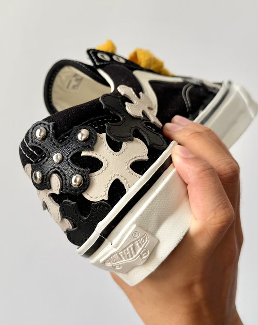 Shuttle Lobe Relic custom by BIGART